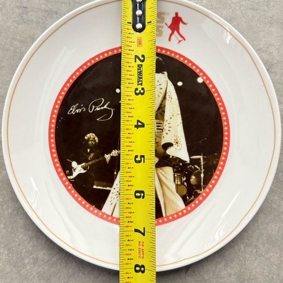 Elvis Lives 8” Diameter Porcelain Plate - Elvis Presley Signature Product - Picture 5 of 5